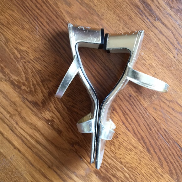 Colin Stuart sandals 7  -buy 2, get 1 free promo - Picture 4 of 4